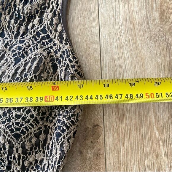 Papillon Crochet Lace Open Back A-Line Mini Dress Womens Size Small - Picture 4 of 7